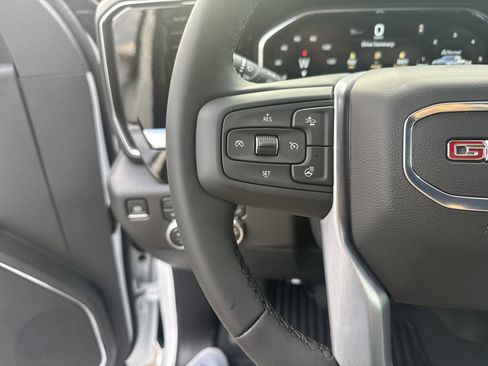 New 2026 GMC Sierra 1500 Elevation image 18