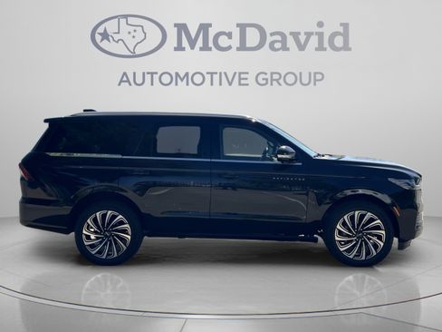 New 2027 Lincoln Navigator Black Label AWD/4WD image 8