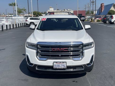 Used 2021 GMC Acadia SLT w/ Premium Package image 2