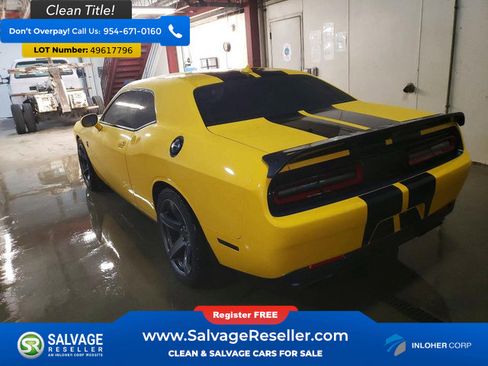 Used 2018 Dodge Challenger SRT Hellcat RWD image 3
