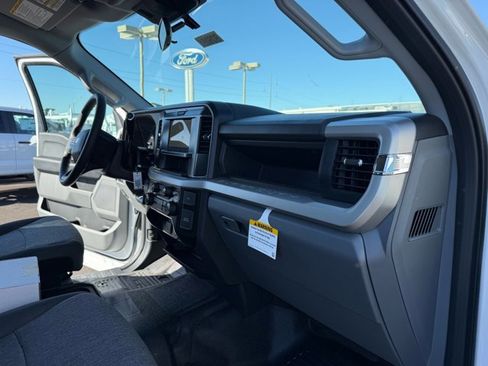 New 2026 Ford F550 4x4 Supercab Super Duty image 16