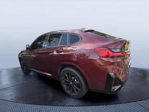 Used 2025 BMW X4 xDrive30i w/ Premium Package AWD/4WD image 3