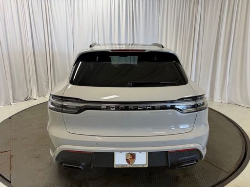 New 2026 Porsche Macan image 28