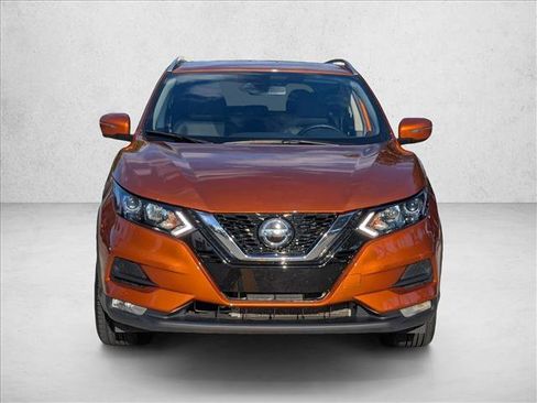 Used 2022 Nissan Rogue Sport SV w/ Technology Package AWD/4WD image 2