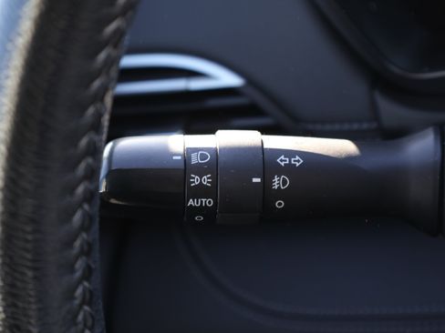 Used 2023 Subaru Outback Limited image 35