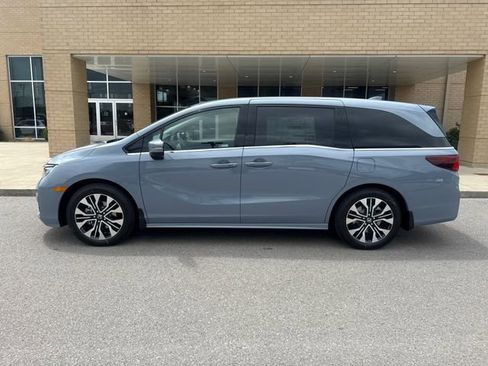 New 2026 Honda Odyssey Elite image 1
