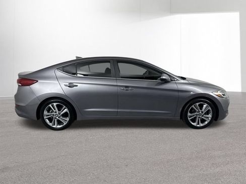 Used 2017 Hyundai Elantra Limited w/ Limited Ultimate Package 05 FWD image 33