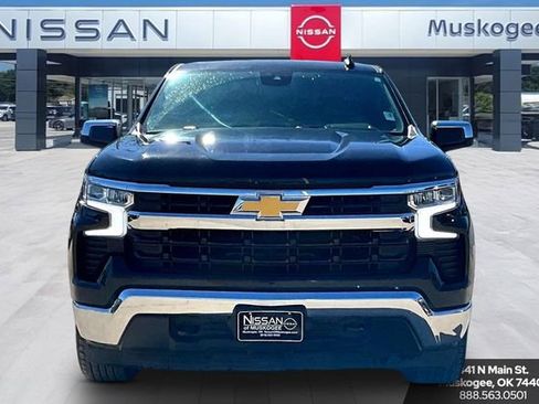 Used 2023 Chevrolet Silverado 1500 LT image 2