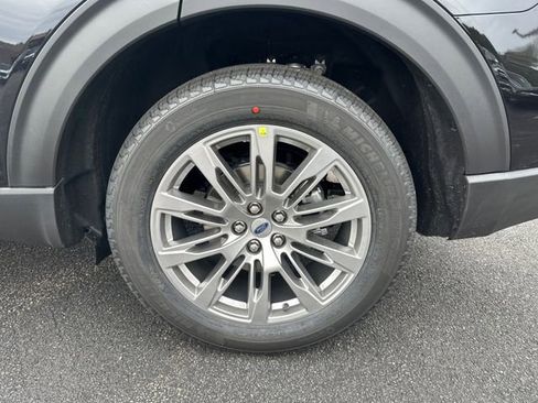 New 2026 Ford Explorer Active w/ Active Comfort Package image 14