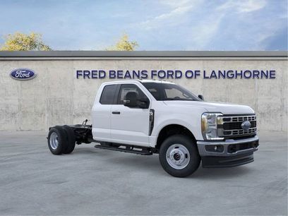 New 2025 Ford F350 XL w/ XL Chrome Package
