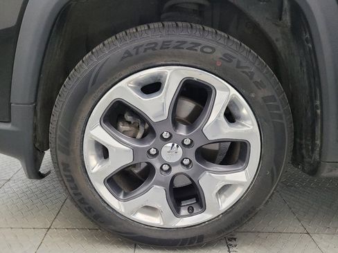 Used 2018 Jeep Compass Limited w/ Navigation Group FWD image 31