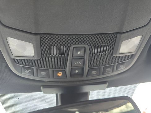 Used 2015 Ford F150 Platinum w/ Technology Package image 21