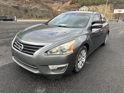 Used 2014 Nissan Altima 2.5 S image 6