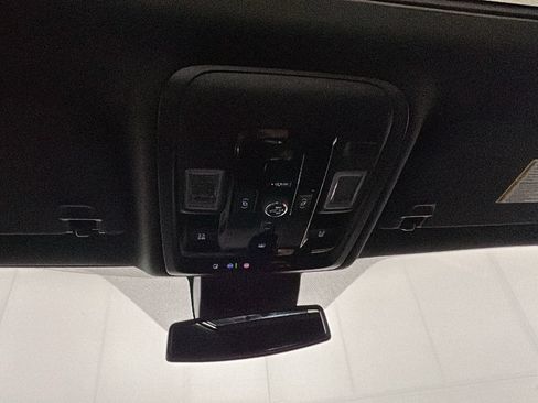 New 2026 GMC Yukon Denali w/ Sun & Power Step Package AWD/4WD image 30