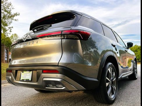 Used 2022 INFINITI QX60 Luxe image 12