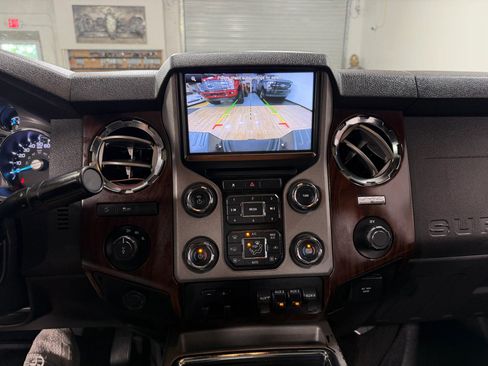Used 2013 Ford F350 Lariat w/ Lariat Ultimate Pkg AWD/4WD image 22