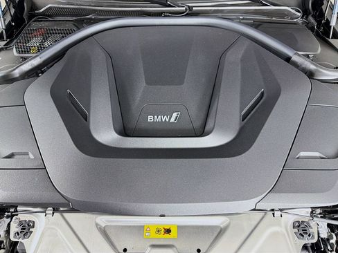New 2026 BMW i4 eDrive40 w/ M Sport Package RWD image 30