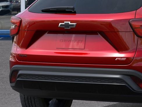 New 2026 Chevrolet Trax RS FWD image 15