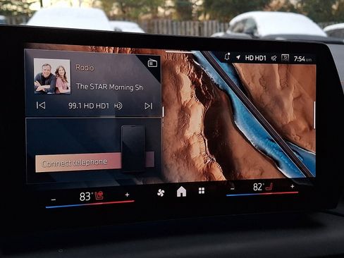 Used 2025 BMW 228i xDrive w/ Technology Package image 12