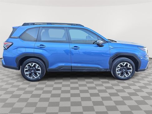 Certified 2026 Subaru Forester Premium image 4