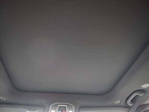 New 2025 Jeep Grand Cherokee L Limited w/ Black Appearance Package image 13