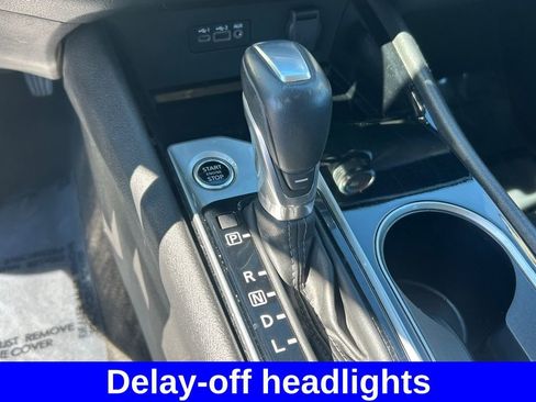 Used 2024 Nissan Altima 2.5 SV image 14