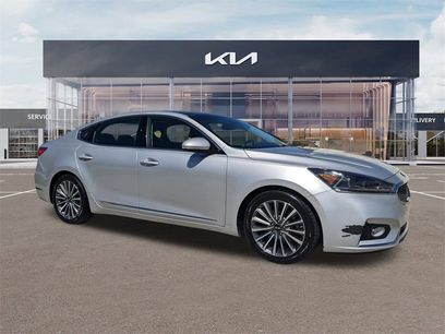 Certified 2017 Kia Cadenza Premium w/ Luxury Package