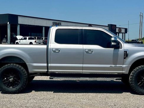Used 2020 Ford F250 XLT w/ XLT Premium Package AWD/4WD image 7