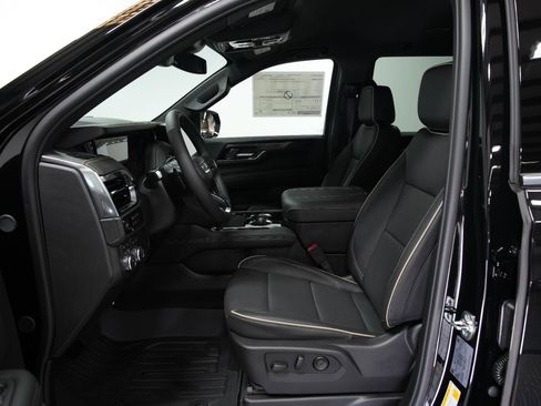 New 2026 GMC Yukon Elevation w/ LPO, Floor Liner Package image 27