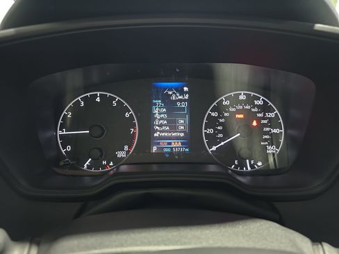 Used 2025 Toyota Corolla LE FWD image 19