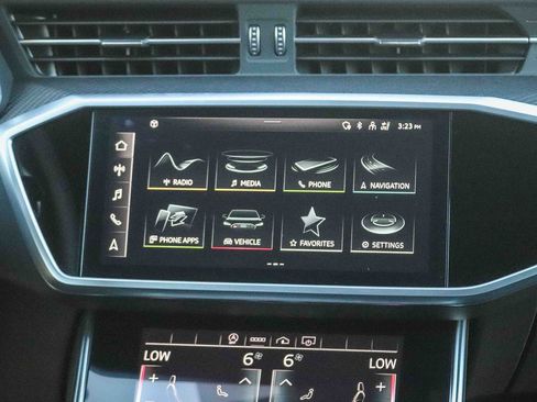 Used 2023 Audi RS 6 w/ Black Optic Package AWD/4WD image 14