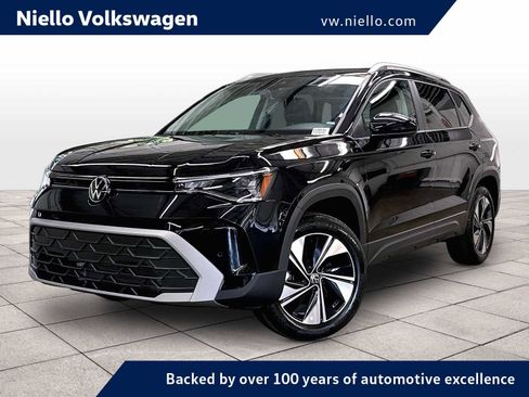 New 2026 Volkswagen Taos SE AWD/4WD image 1