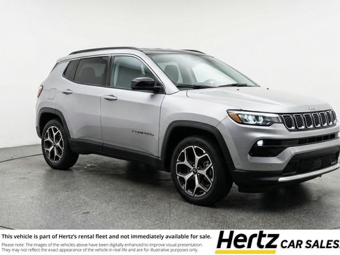 Used 2025 Jeep Compass Limited image 1