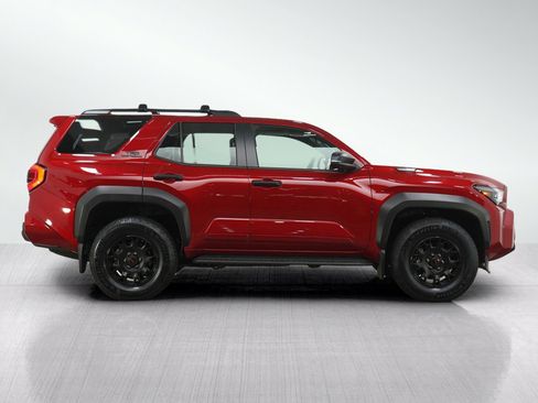 Used 2025 Toyota 4Runner TRD Off-Road Premium AWD/4WD image 8