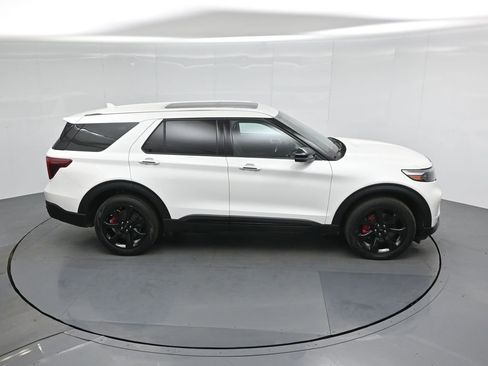 Certified 2022 Ford Explorer ST w/ Equipment Group 401A image 47