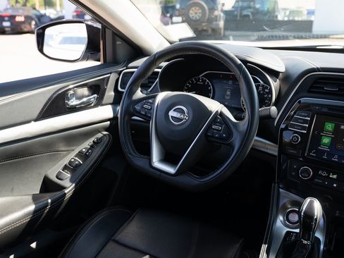 Used 2023 Nissan Maxima SV w/ Floor Mat Group image 9