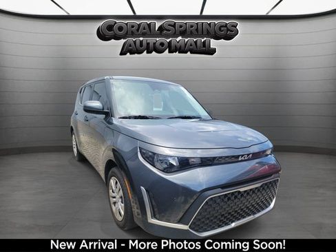 Certified 2024 Kia Soul LX FWD image 1