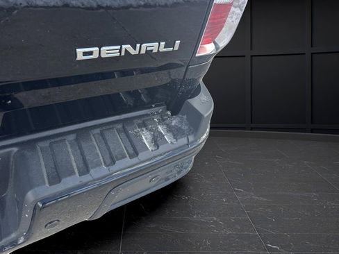 Used 2020 GMC Canyon Denali image 29