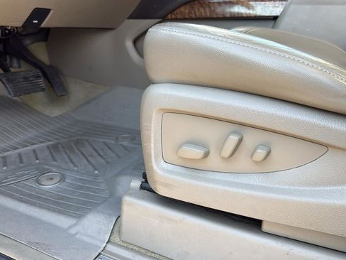 Used 2016 Chevrolet Tahoe LTZ image 11