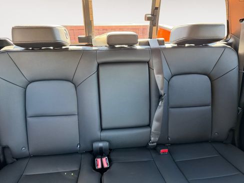 Used 2026 Chevrolet Colorado LT w/ LT Convenience Package AWD/4WD image 28