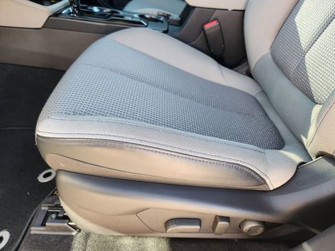 Certified 2026 Subaru Forester Premium image 25