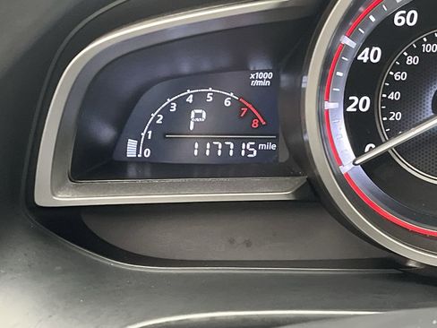 Used 2015 MAZDA MAZDA3 i Sport image 12