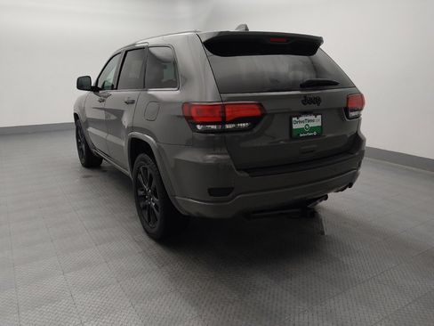 Used 2021 Jeep Grand Cherokee Laredo X AWD/4WD image 6