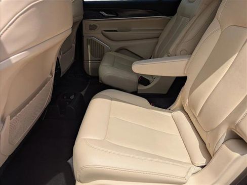 Used 2021 Jeep Grand Cherokee L Limited w/ MOPAR Finishing Package AWD/4WD image 20