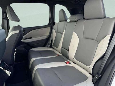 Used 2025 Subaru Forester Limited w/ Popular Package #1 image 21