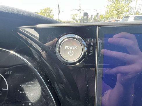 New 2026 Lexus TX 500h AWD image 28