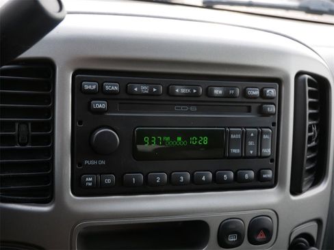 Used 2003 Ford Escape XLT image 21