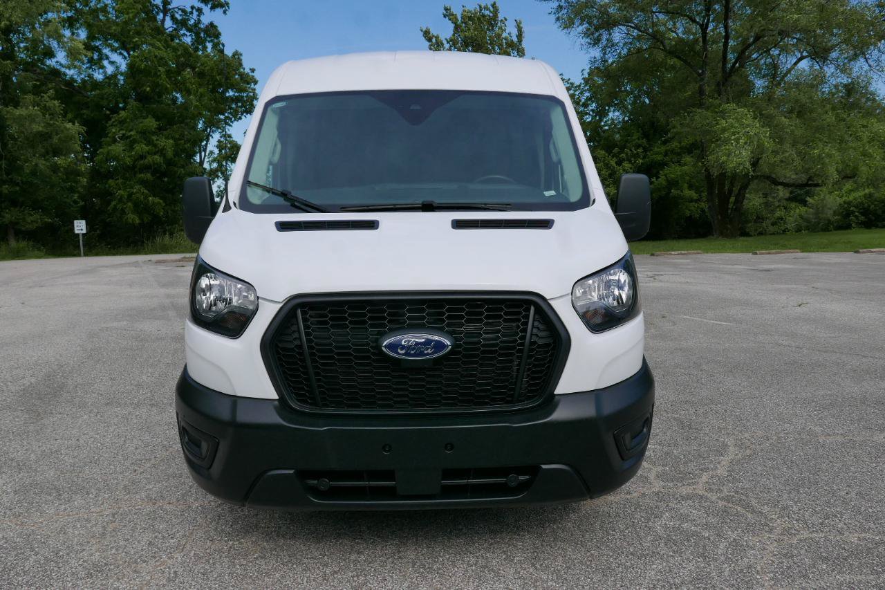 Used 2024 Ford Transit 250 148 Medium Roof Extended AWD image 3