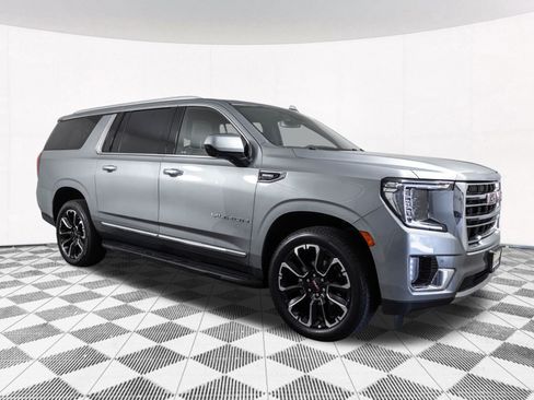 Used 2023 GMC Yukon XL SLT AWD/4WD image 20