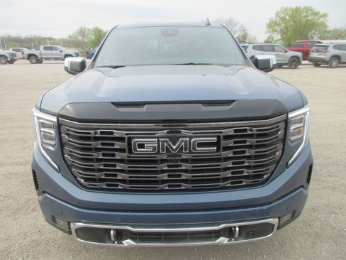New 2026 GMC Sierra 1500 Denali Ultimate AWD/4WD image 12